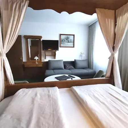 Hotel Stranachwirt 3*