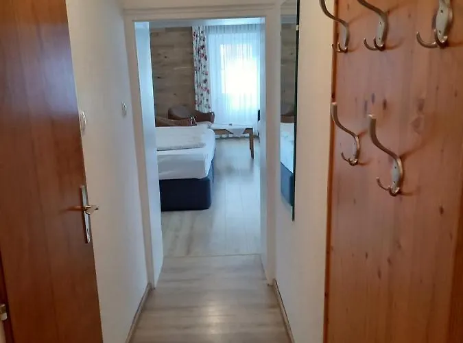 Stranachwirt 3*